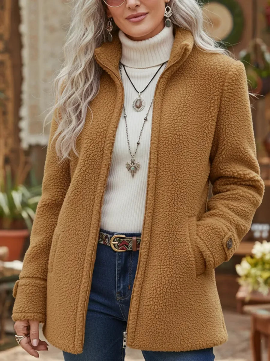 Cassandra | Soft and elegant jacket with a zipper closure