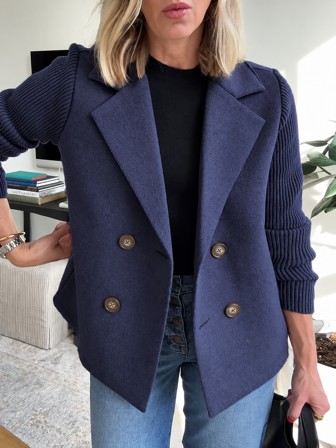 SORELLE - Elegant Knit-Sleeve Blazer